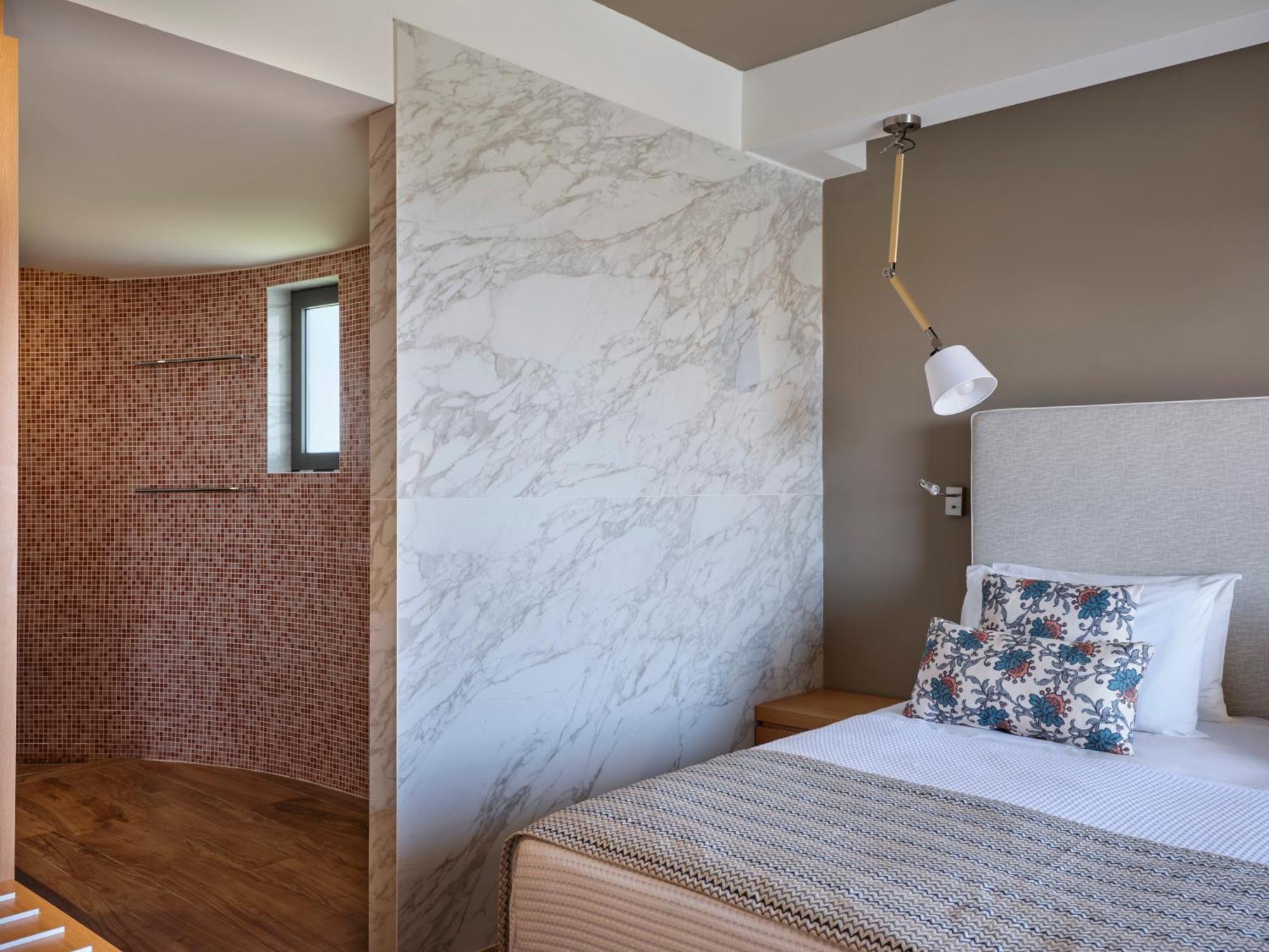 Отель Atlantica Mikri Poli Rhodes 4*