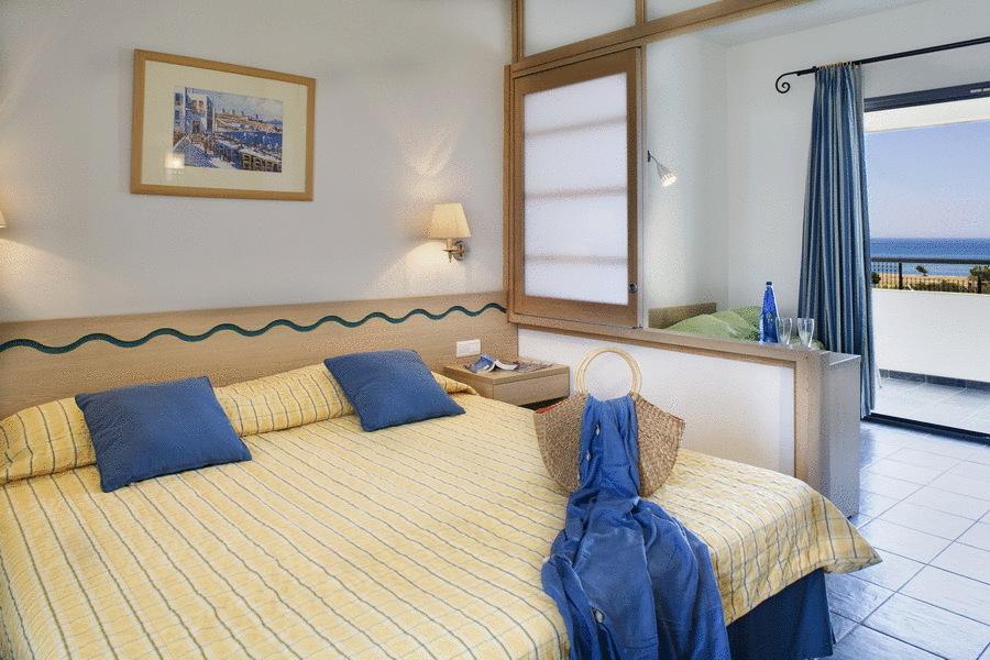 Отель Atlantica Mikri Poli Rhodes
